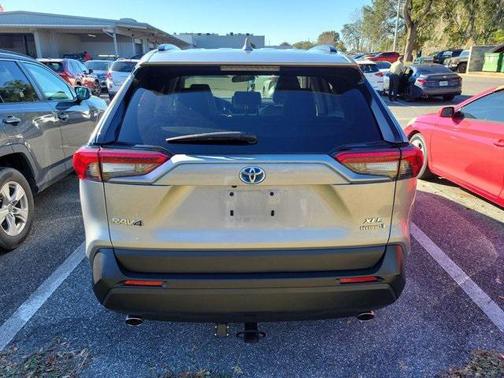 2021 Toyota RAV4 Hybrid XLE Premium