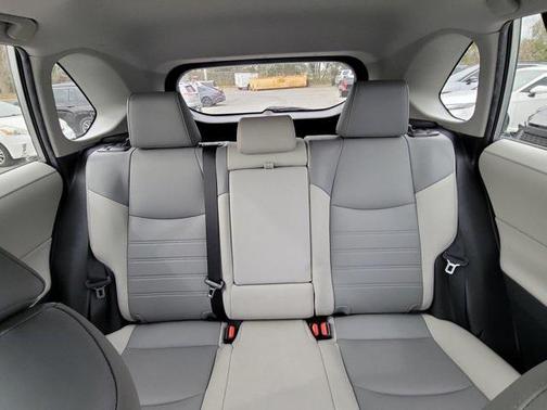 2021 Toyota RAV4 Hybrid XLE Premium