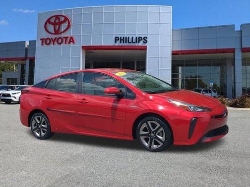 2019 Toyota Prius XLE