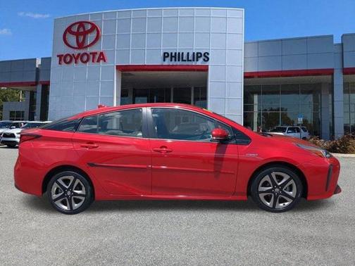 2019 Toyota Prius XLE