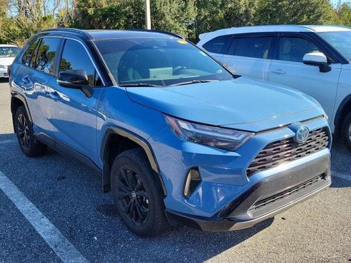 2024 Toyota RAV4 Hybrid SE
