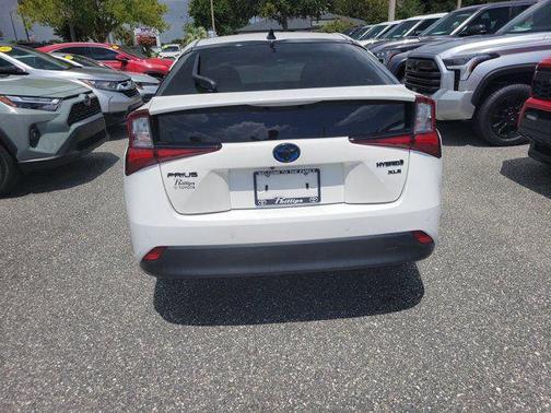 White 2022 Toyota Prius L