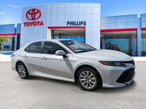 Super White 2020 Toyota Camry LE