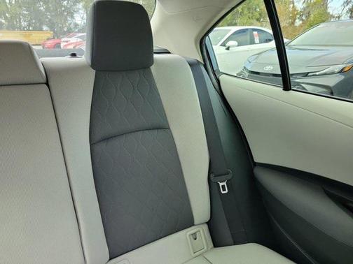 2020 Toyota Corolla Hybrid LE