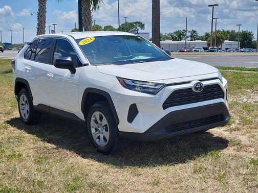 Ice Cap 2024 Toyota RAV4 LE