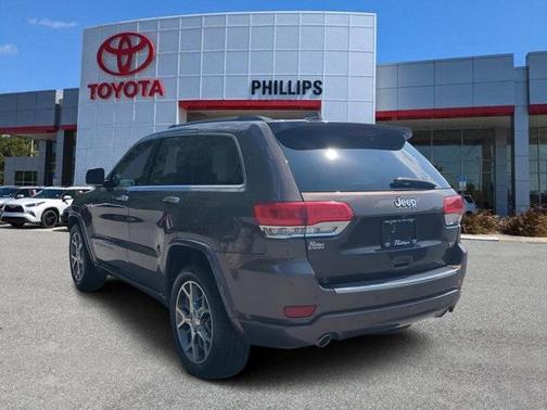 2020 Jeep Grand Cherokee Overland