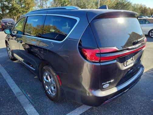 2021 Chrysler Pacifica Hybrid Limited
