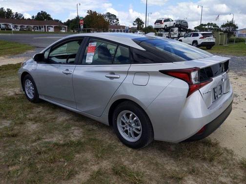 2021 Toyota Prius XLE