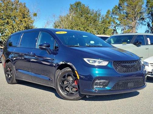 2022 Chrysler Pacifica Hybrid Limited