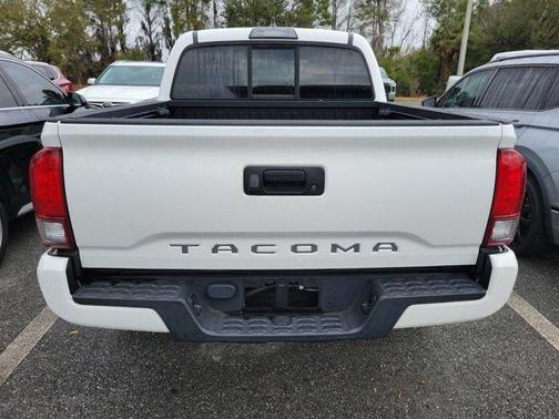 2018 Toyota Tacoma SR