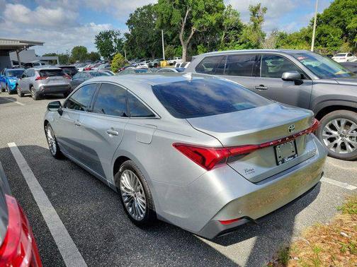 Celestial Silver Metallic 2021 Toyota Avalon Hybrid Limited