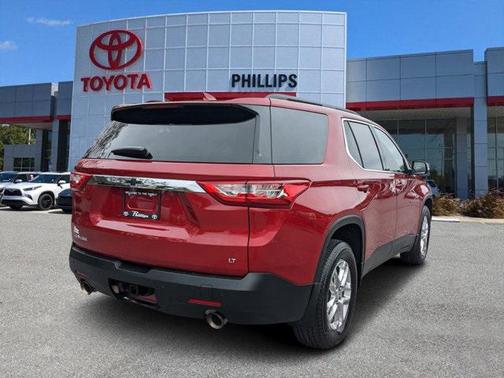 2021 Chevrolet Traverse LT Cloth