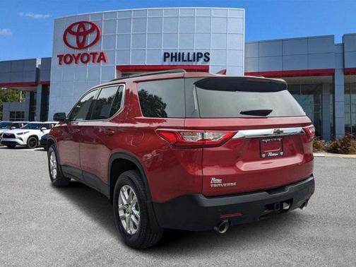 2021 Chevrolet Traverse LT Cloth