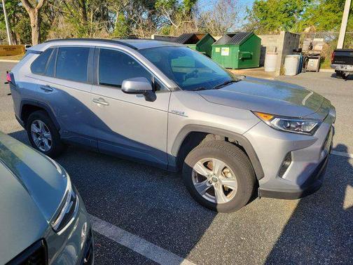 2021 Toyota RAV4 Hybrid XLE