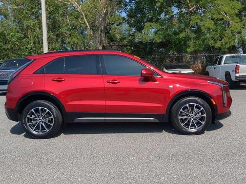 2024 Cadillac XT4 Sport