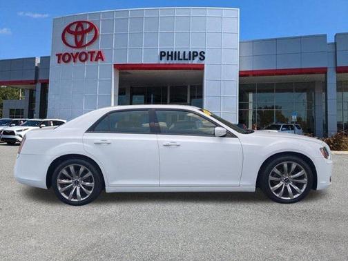 2014 Chrysler 300 S