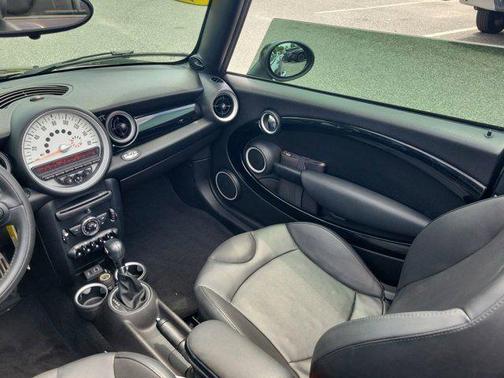 2013 MINI Convertible Cooper S