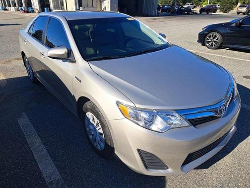 2014 Toyota Camry Hybrid LE
