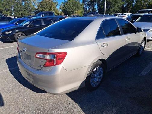 2014 Toyota Camry Hybrid LE