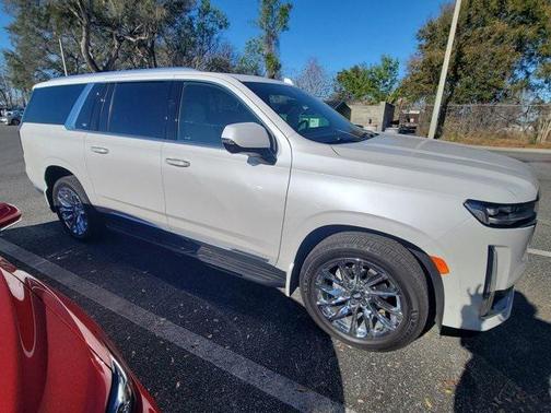 2021 Cadillac Escalade ESV Premium Luxury