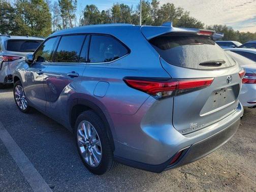 2023 Toyota Highlander Limited