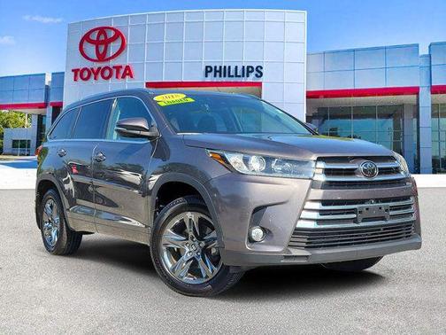 Predawn Gray Mica 2018 Toyota Highlander Limited Platinum