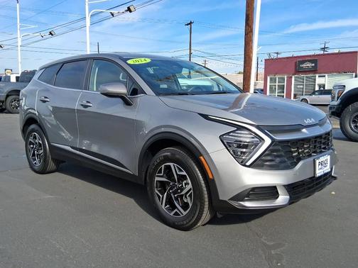 2024 Kia Sportage LX
