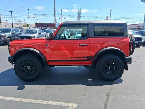 2023 Ford Bronco WILDTRAK