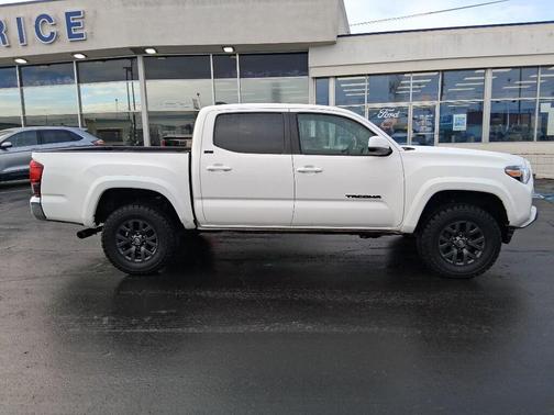 2023 Toyota Tacoma SR5