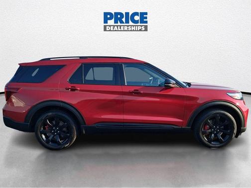 Rapid Red Metallic Tinted Clearcoat 2023 Ford Explorer ST