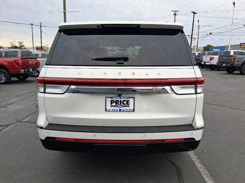 2024 Lincoln Navigator Reserve