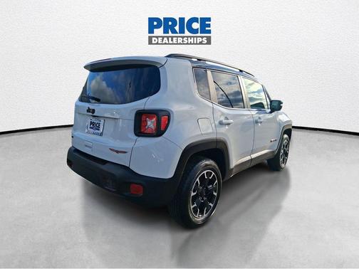 2023 Jeep Renegade Trailhawk