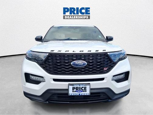 Star White Metallic Tri-Coat 2021 Ford Explorer ST