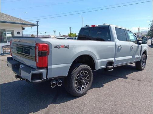 2025 Ford F-250 Platinum