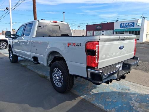 2025 Ford F-350 Lariat