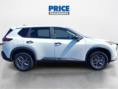 Glacier White 2023 Nissan Rogue S