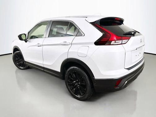 2023 Mitsubishi Eclipse Cross LE
