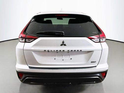 2023 Mitsubishi Eclipse Cross LE