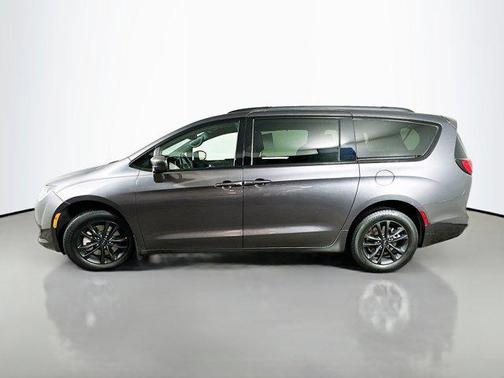 2020 Chrysler Pacifica L