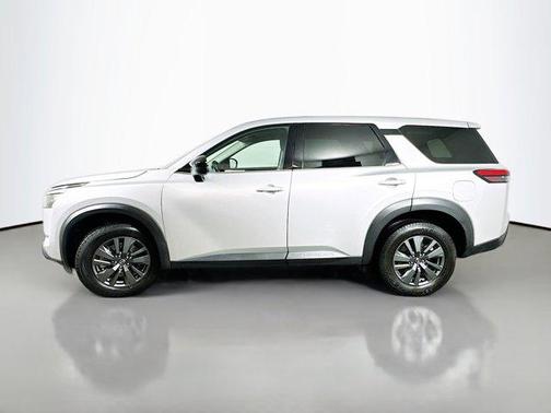 2024 Nissan Pathfinder S