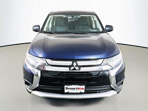 2016 Mitsubishi Outlander ES