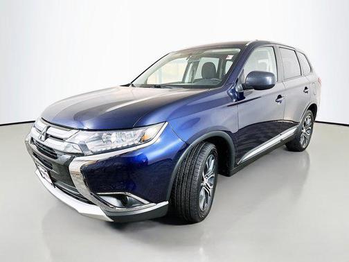 2016 Mitsubishi Outlander ES