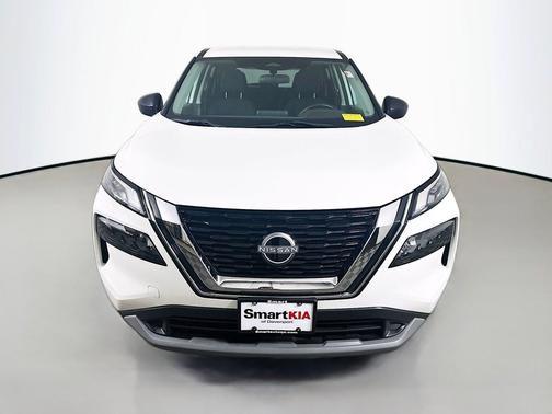 Glacier White 2023 Nissan Rogue S
