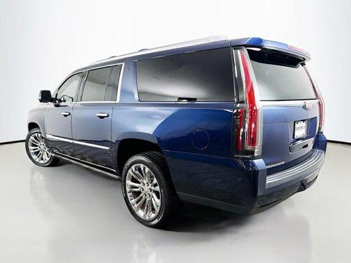 2019 Cadillac Escalade ESV Premium Luxury