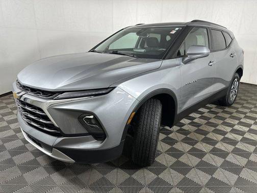 Sterling Gray Metallic 2024 Chevrolet Blazer 2LT