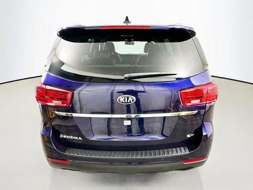 2021 Kia Sedona EX