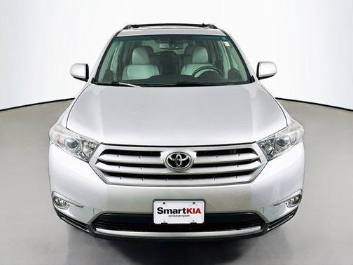 2012 Toyota Highlander SE