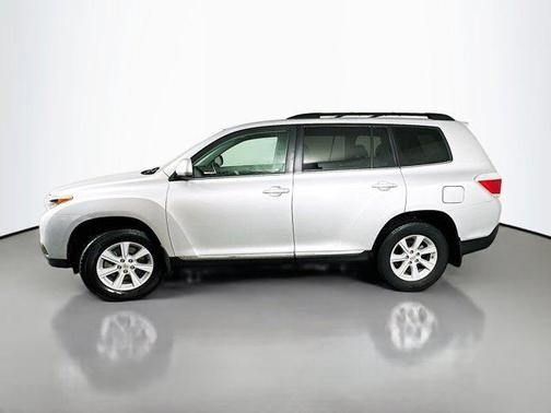 2012 Toyota Highlander SE