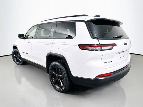 2022 Jeep Grand Cherokee L Altitude