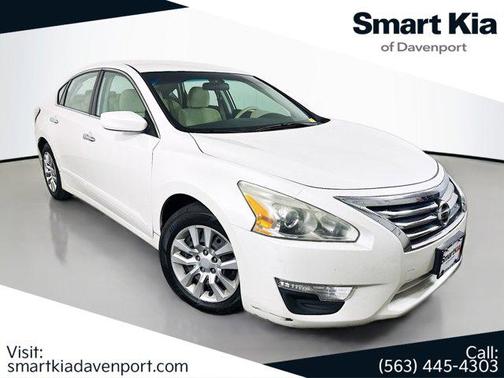 Pearl White 2015 Nissan Altima 2.5 S